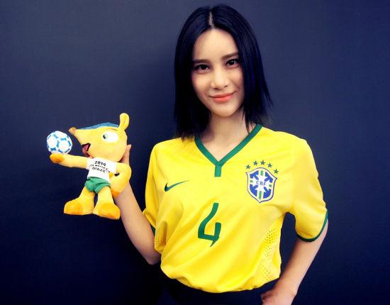 灏氶洴濠曟硶璇瓕瓒呭コ,鑳℃捣娉夊皻闆瓒呭コ