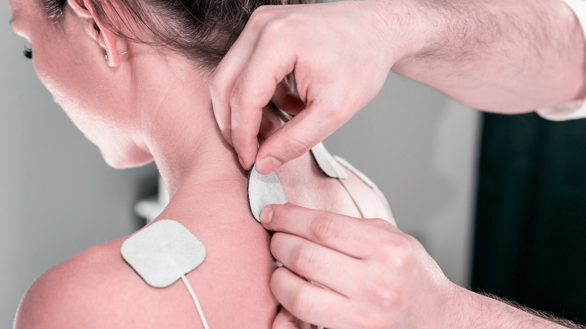 颈椎间盘突出症手术能彻底治愈吗,颈椎间盘突出为什么尽量不要手术