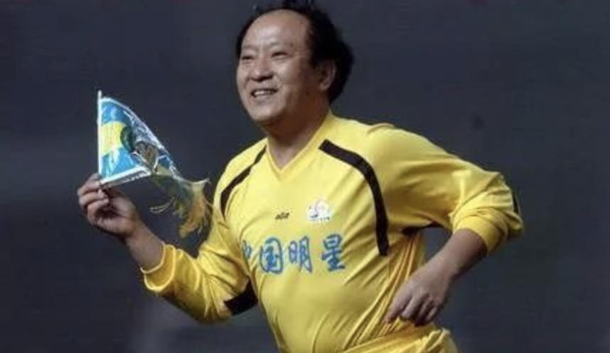 冯巩牛群离开演艺圈,牛群和冯巩后来的关系