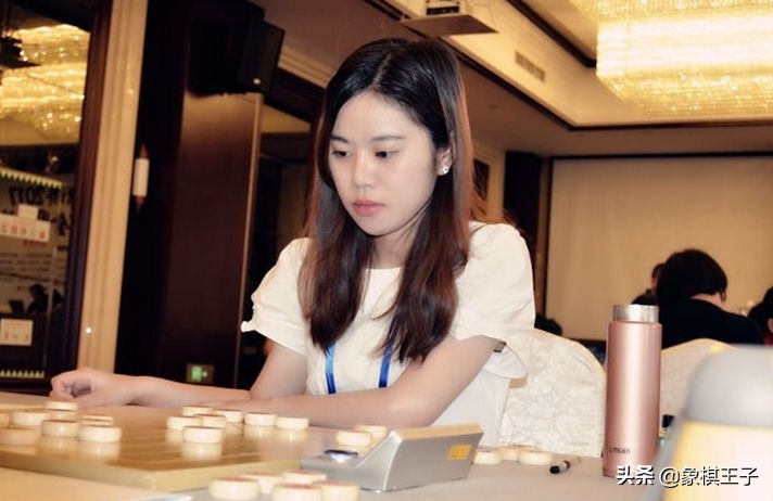 地球下象棋最厉害的女棋手,中国象棋女子八冠王