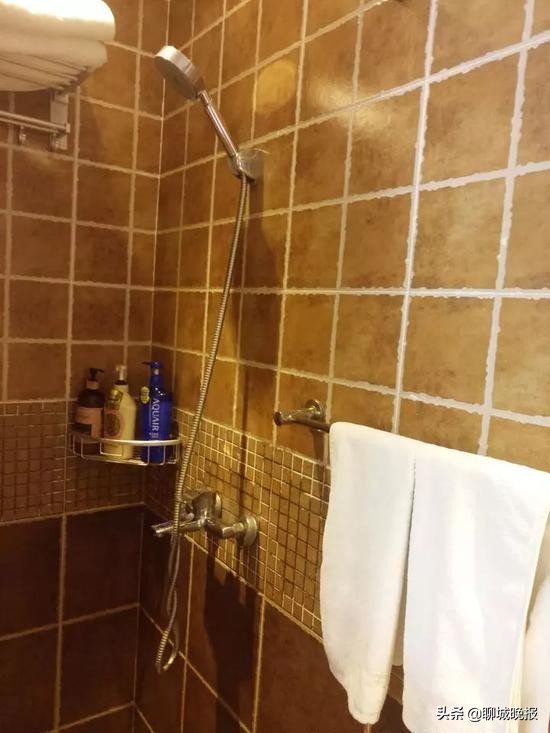 凌晨2点文艺女青年入住民宿，开口一句话把前台吓到