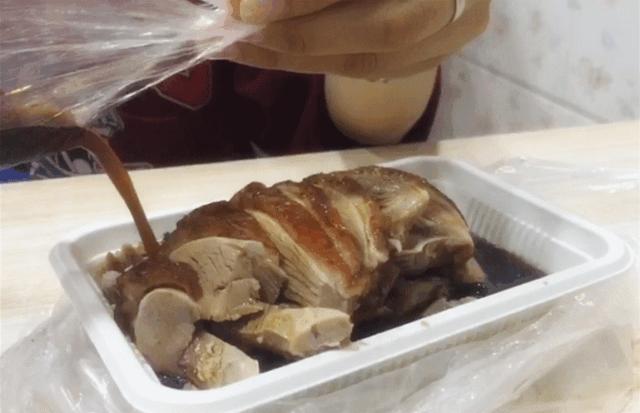 三汊河的味道，都藏在小戴猫灌饼里了