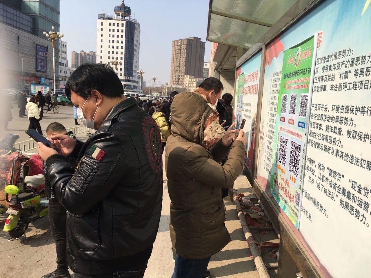 双“码”前置把住入口，海城西柳市场即日开市