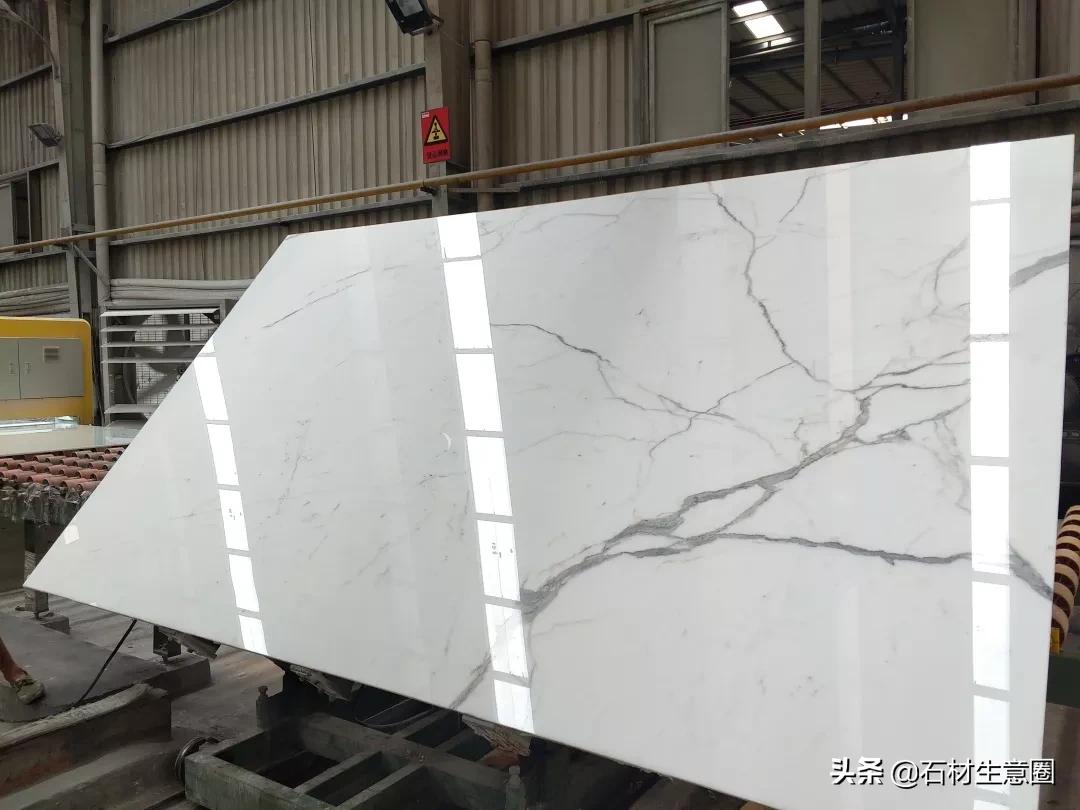 鱼肚白大理石背景墙价格,鱼肚白大理石茶桌子