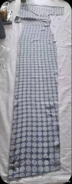 女童旗袍裁剪教程图解按厘米来算,古老连肩袖旗袍最简易裁剪图解