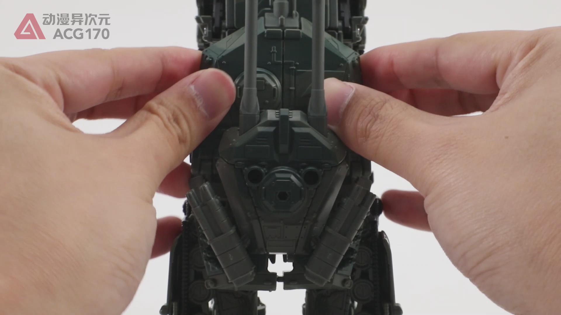 电影变形金刚1擎天柱玩具测评,变形金刚中能变坦克的霸天虎