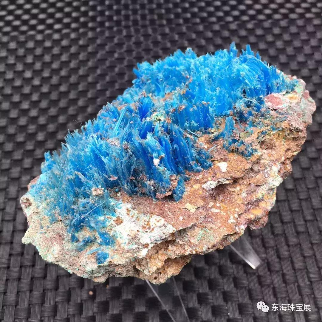 最好看的天然矿物,世界上最珍贵的矿物