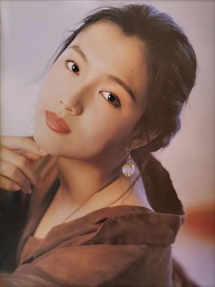 郑秀文和杨千嬅很像,像郑秀文