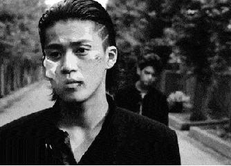 朋友,希望你的世界里没有香烟!