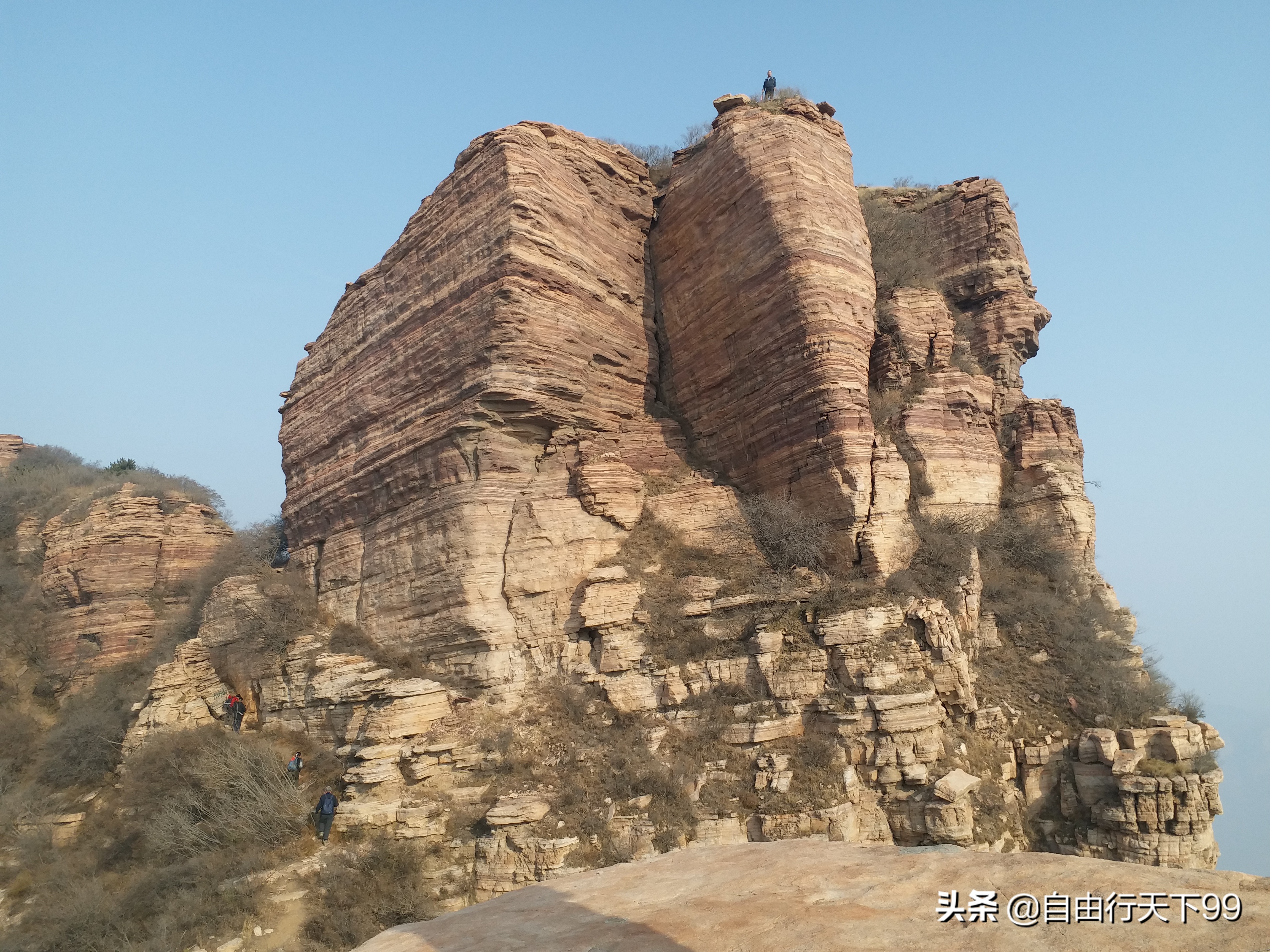 石家庄井陉深山山顶,井陉悬崖峭壁