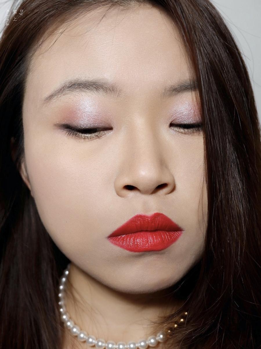 当京都红遇上巴黎粉，又纯又欲，*女熟**风的妆容里也可以带上小清纯