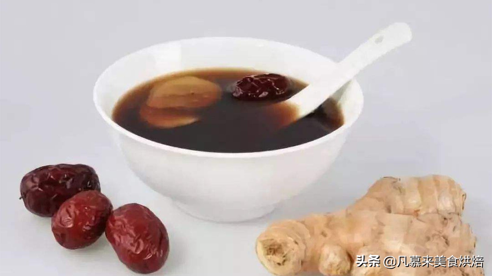 螃蟹正确吃法教学视频,误吃了螃蟹不该吃的部位怎么办