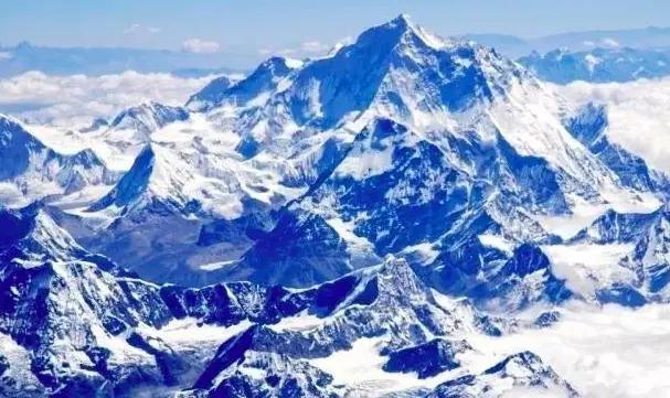 珠峰高度为什么和上次差别那么大,世界公认的珠峰高度