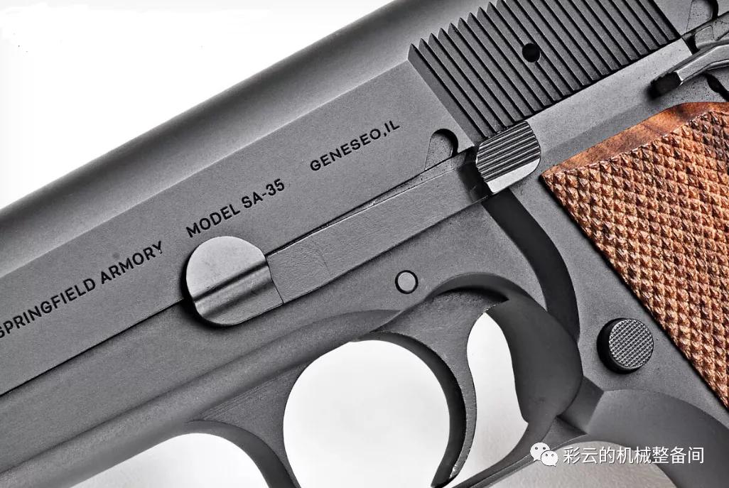 勃朗宁1953手枪 (勃朗宁大威力手枪vs勃朗宁m1900)