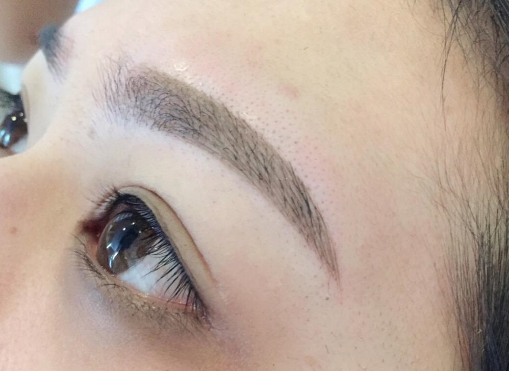 纹过眉毛的人都后悔了吗,纹过眉的女生