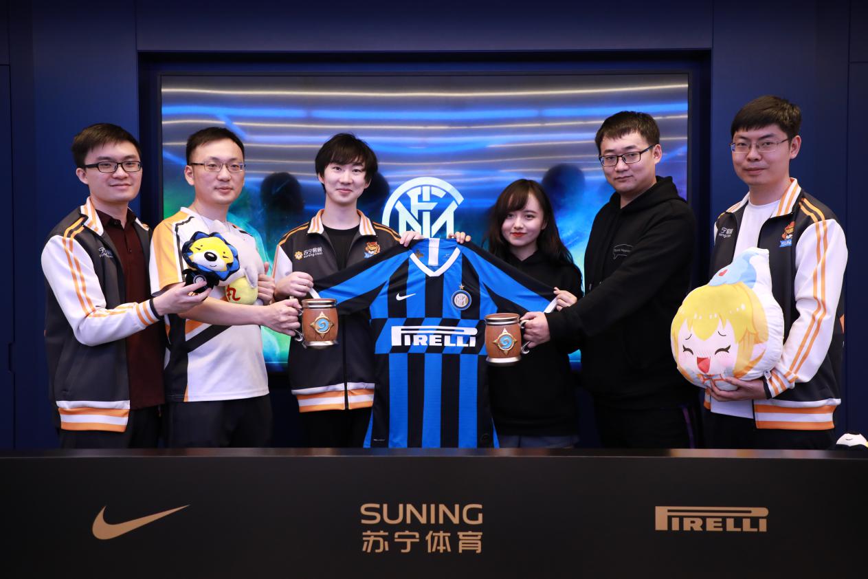 炉石主播为何近期放弃直播？罗西基：我要追星别想拦我