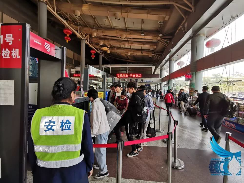 广西2018春运客运,2019春运正式开启新闻播报