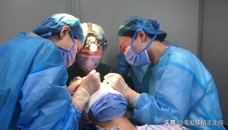 头发毛躁一次改善方法,头发细软毛躁怎么改善变粗