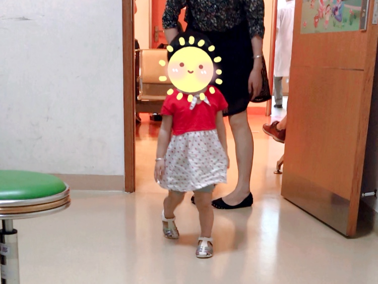 孩子走路内八字有办法矫正吗,孩子走路内八字怎么纠正