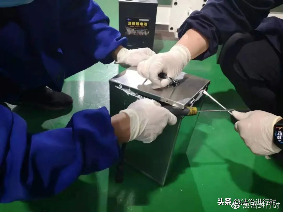 电动自行车电池48v53安违法,电动自行车充电桩乱象调查