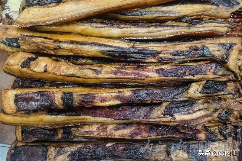 内江黑猪和乌金猪,内江黑猪跟太湖猪是一样吗