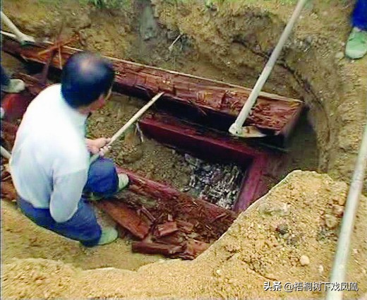 楠木棺木真实故事,民间故事楠木棺木