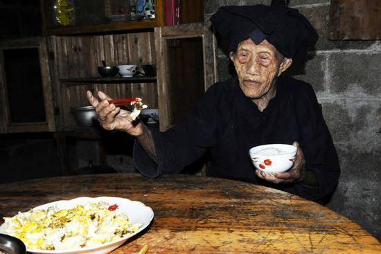 巴马长寿老人趣闻,巴马长寿老人最多的地方