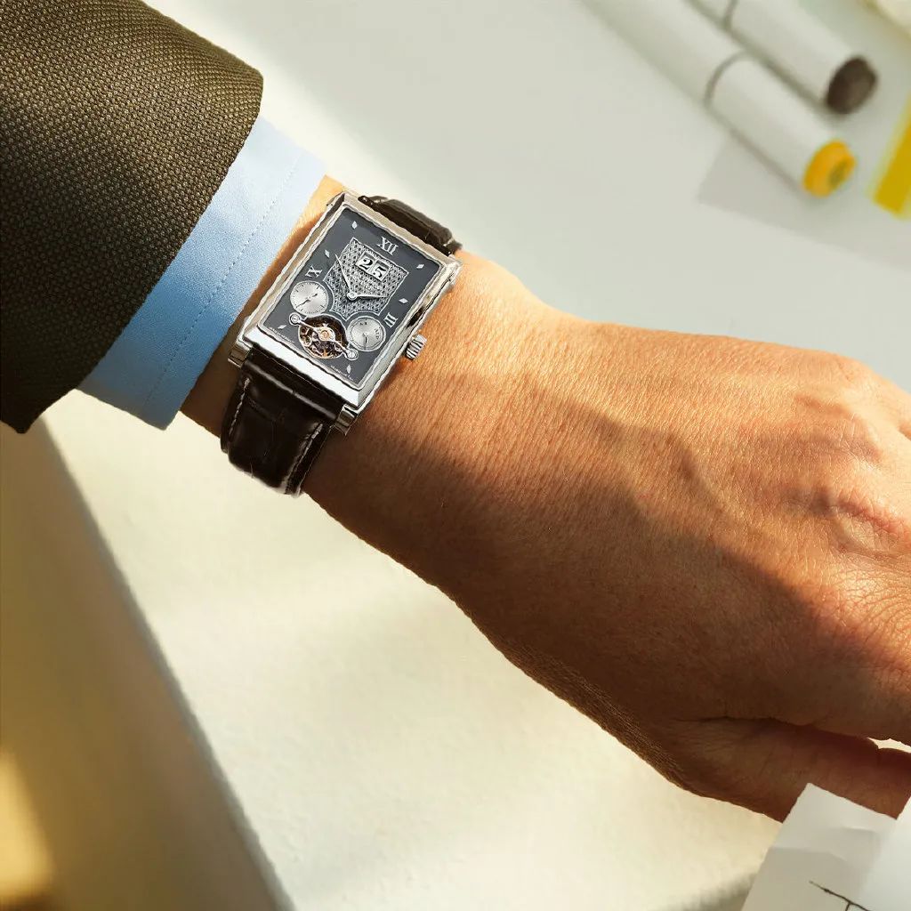 什么款式的表夏天冬天都可以戴,精致夏天适合戴的表