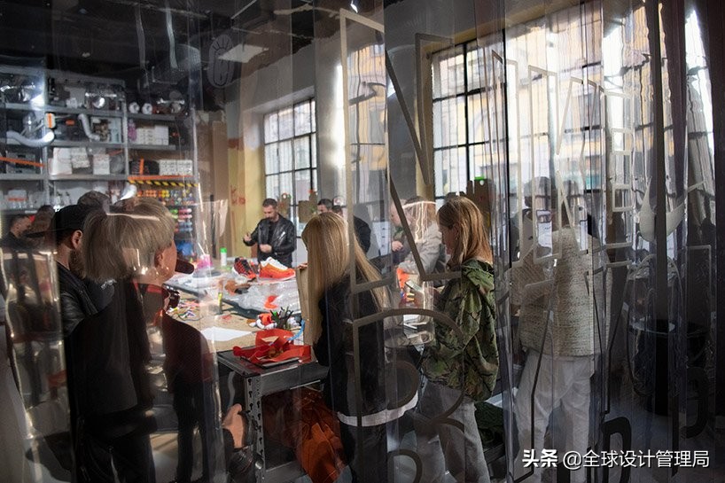 耐克设计师在米兰定制车间首次推出NikeAirMax