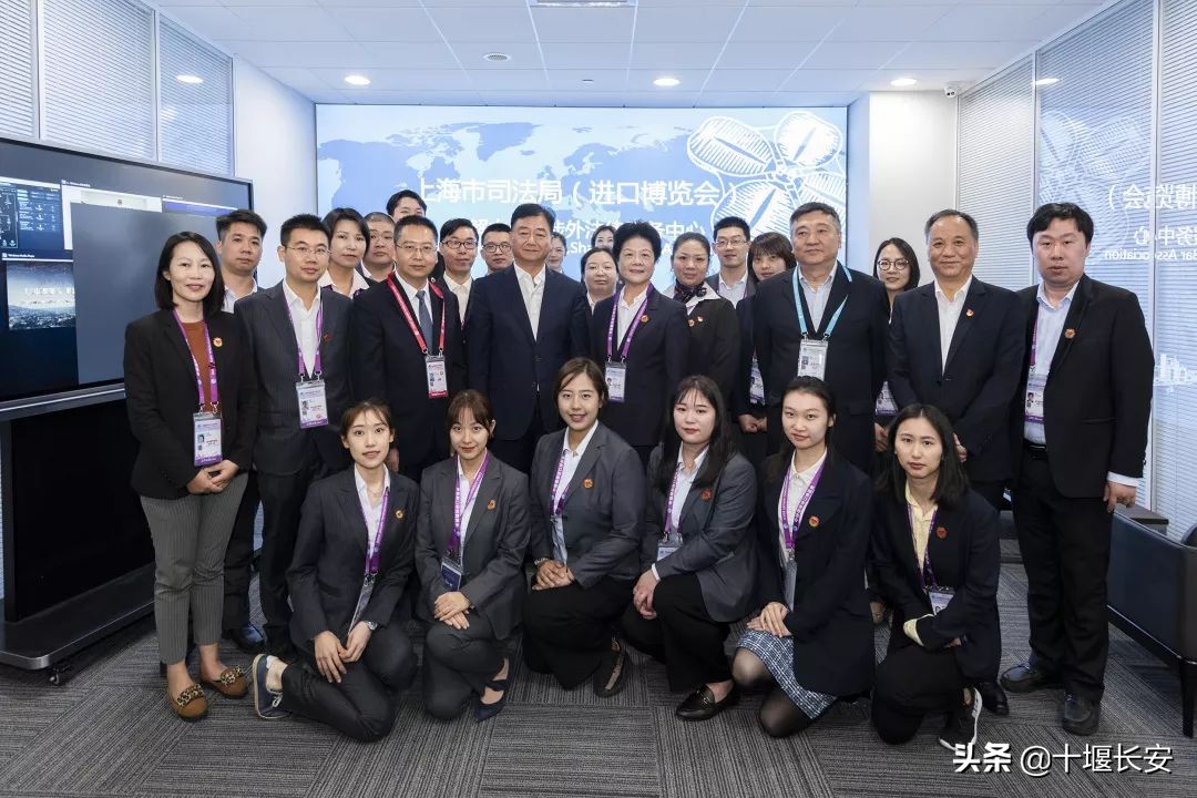 黄世仁杨白劳现场演出,杨白劳与黄世仁大学生辩论会