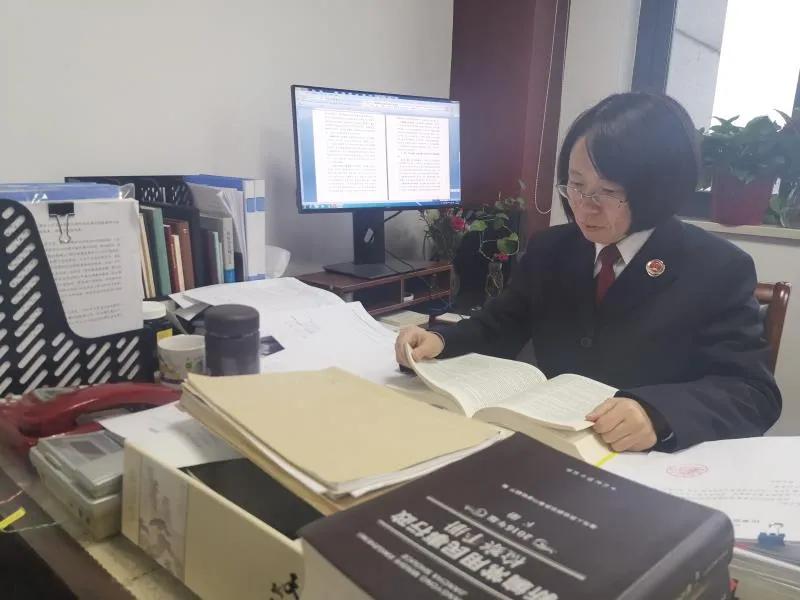 拍案说法什么意思,拍案真实案件