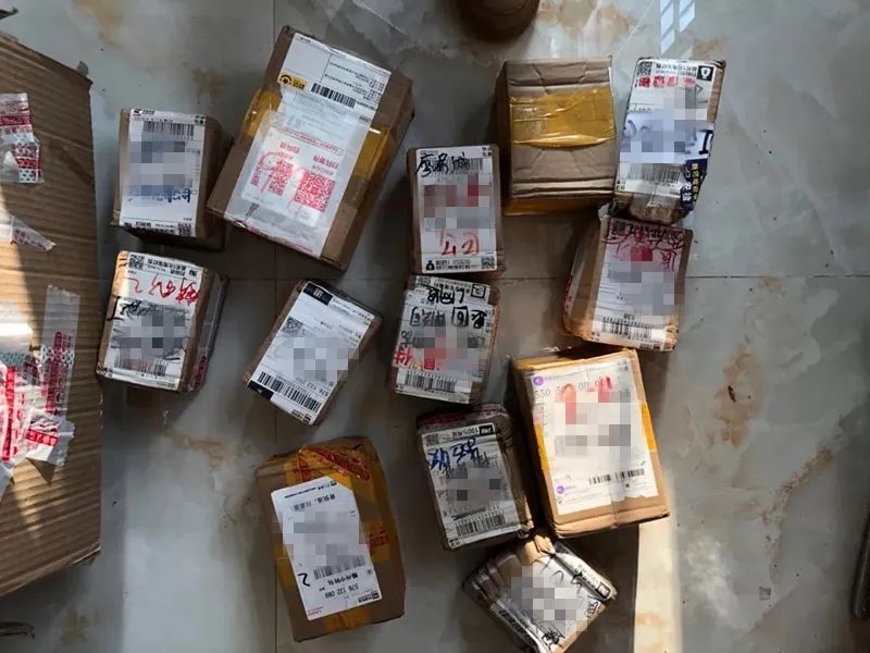 成本一毛钱却卖100元的东西,成本1元的东西卖50算诈骗吗