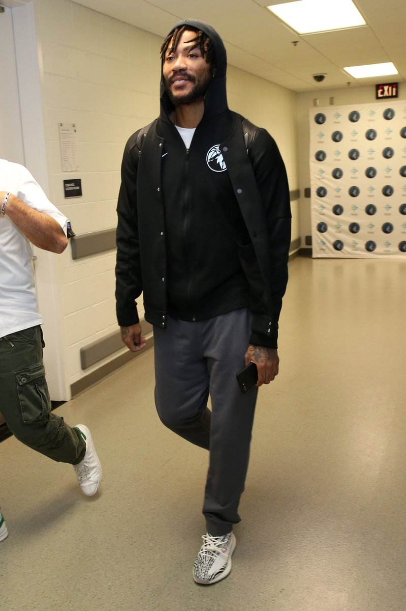 yeezy350v2bone,yeezy350v2白斑马2022