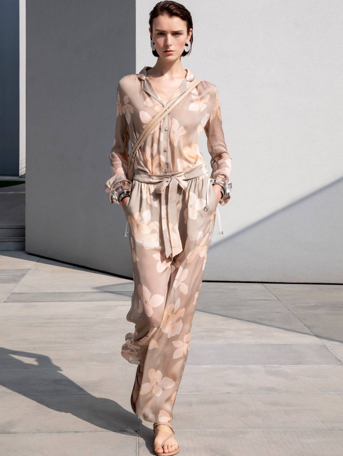 阿玛尼经典黑色外套穿搭,阿玛尼休闲外套穿搭