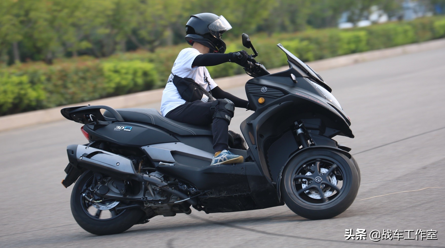 宏佳腾3d-350r用的什么发动机,宏佳腾350r倒三轮摩托车评测