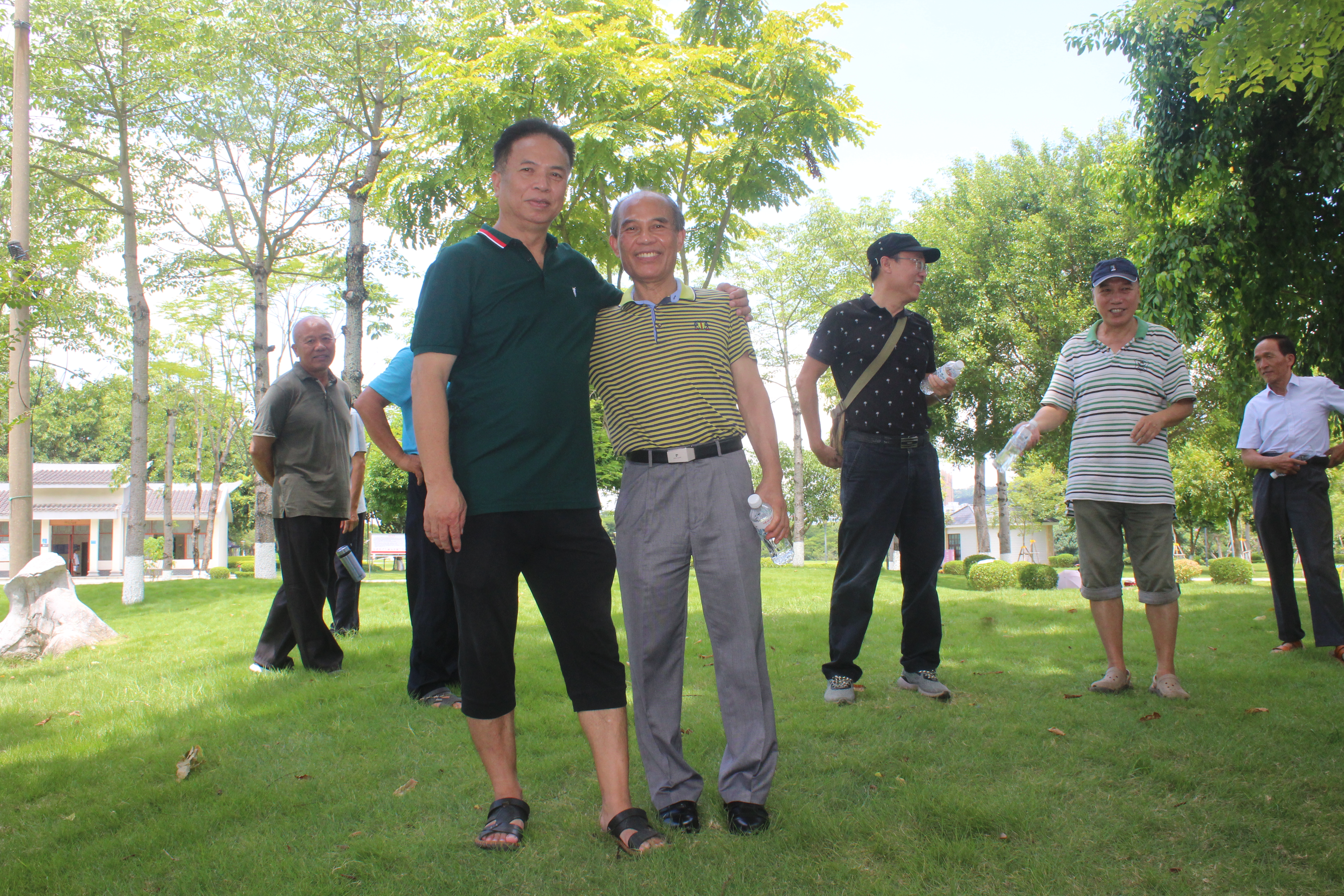 走进广空岁月永恒——地空导弹六团与四五八医院战友庆“八一”
