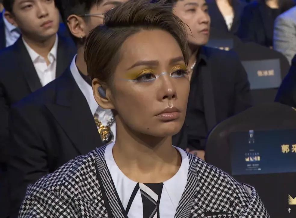 张雨绮装杨幂视频,张雨绮杨幂脸部高清特写