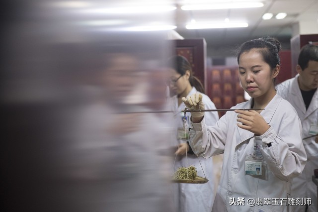 结婚三金首饰怎么挑选,结婚黄金首饰如何判断真假