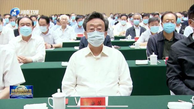 今年卸任的10位省委书记,两位新省委书记同一天都去了这里