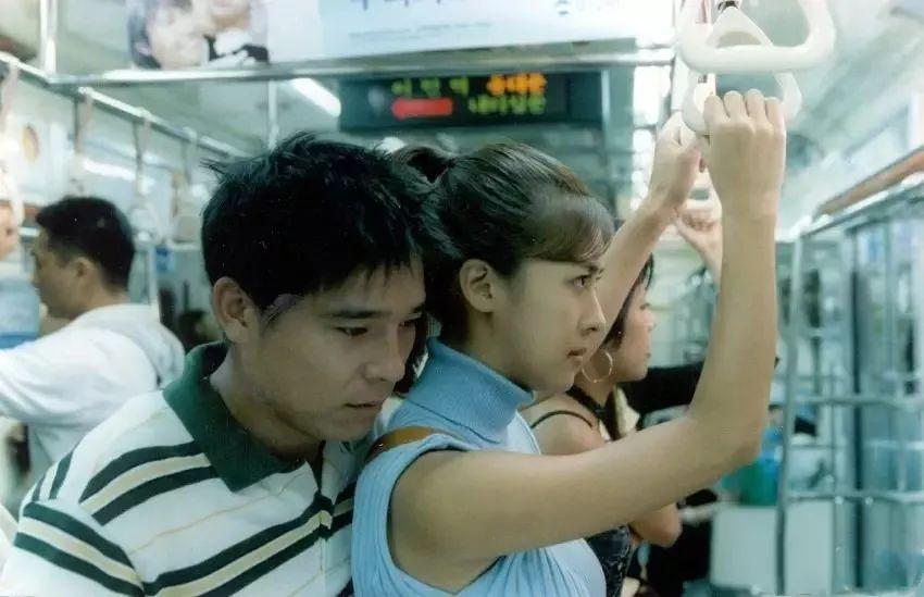 影视剧中有真感情吗？吻戏、床戏是否真实？对孩子的思想有待腐蚀