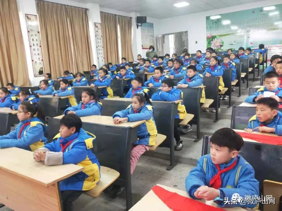 足球进校园特色学校,足球应该进中小学课堂