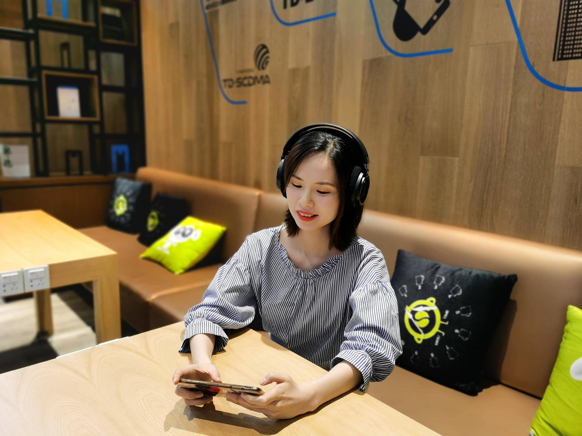 飞利浦shp9500看电影怎么样,飞利浦shp9500多少钱合适