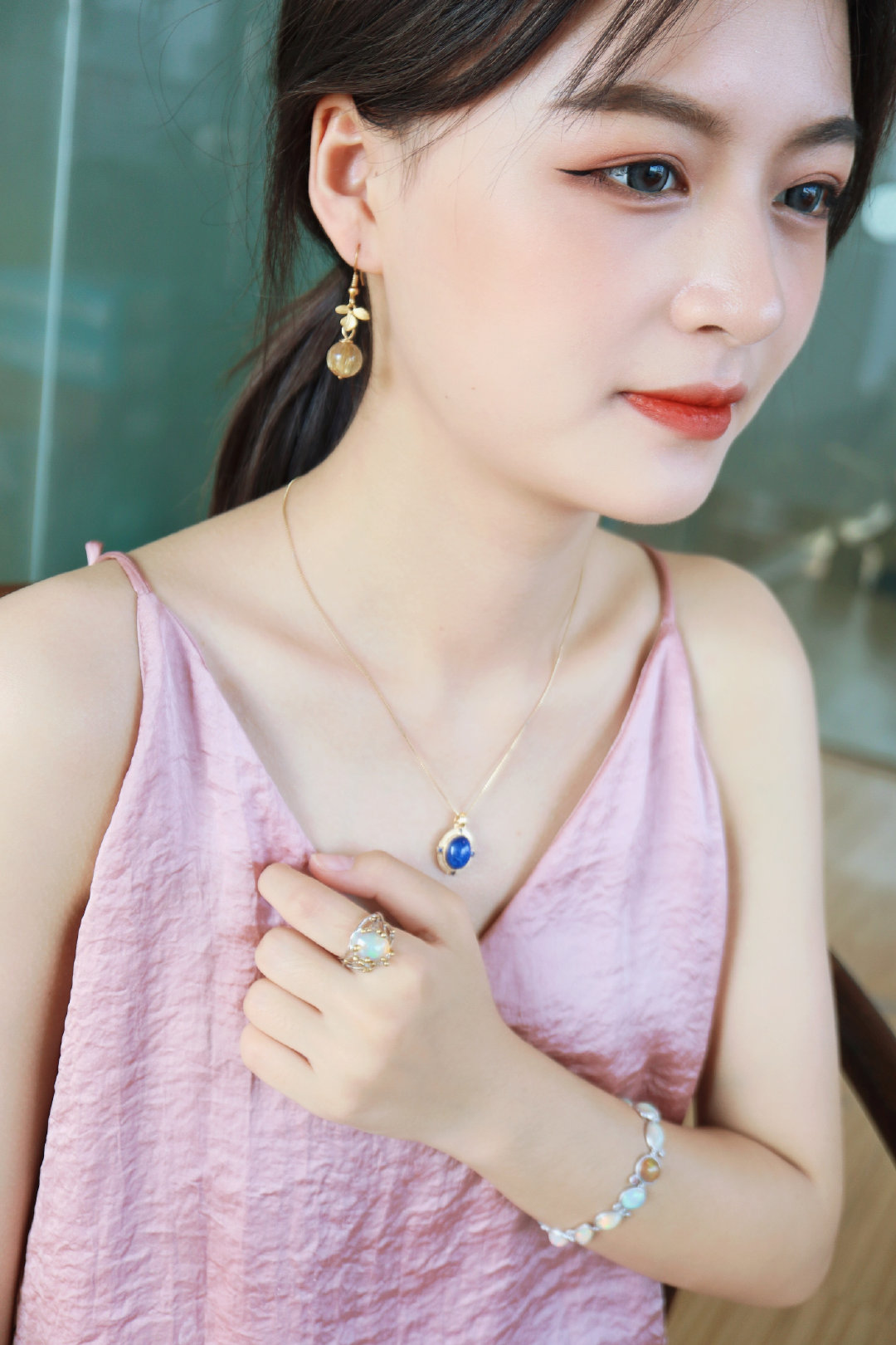 晶石发晶,五彩晶石发晶