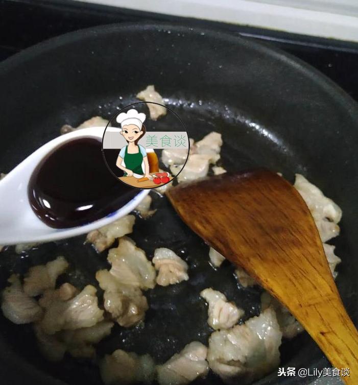 炒黄瓜怎么切不下水,炒黄瓜不变色的方法