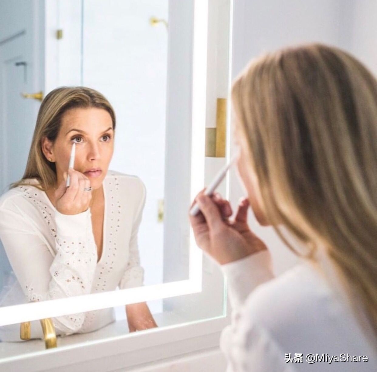 雅顿三款精华的区别,雅顿橘灿精华要不要防晒霜