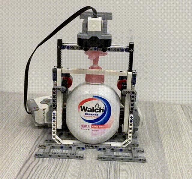 ev3自动洗手液搭建图纸,ev3自动喷洒机器人