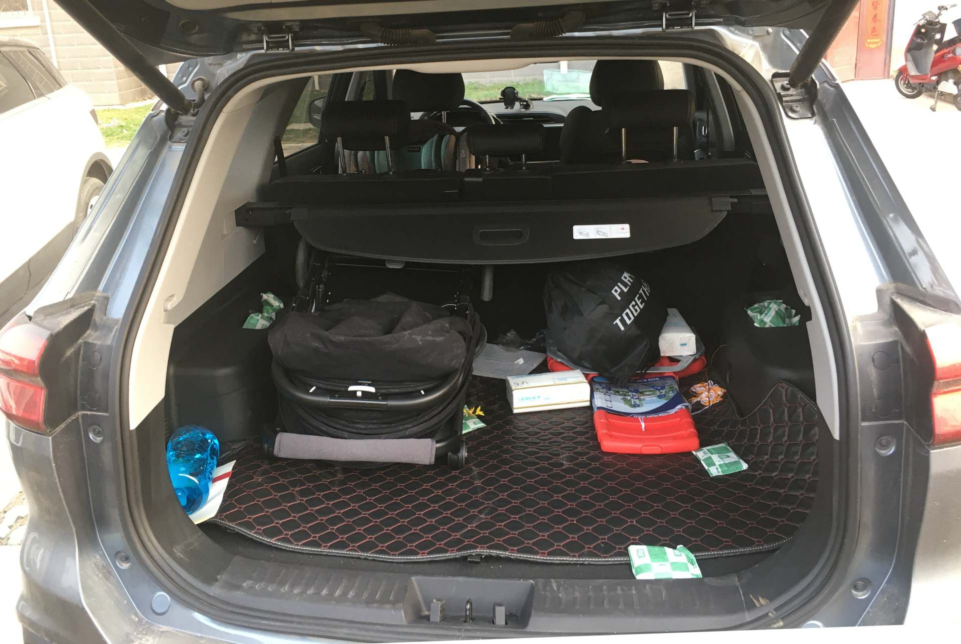 盘点那些好用的车载用品,老车必备七款实用汽车用品