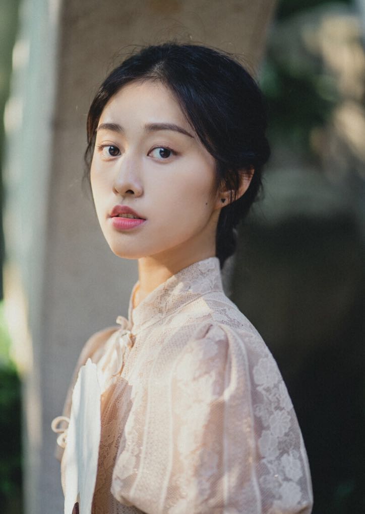 拍照怎么摆拍不刺眼又能拍好看,怎么拍照摆拍好看技巧简单