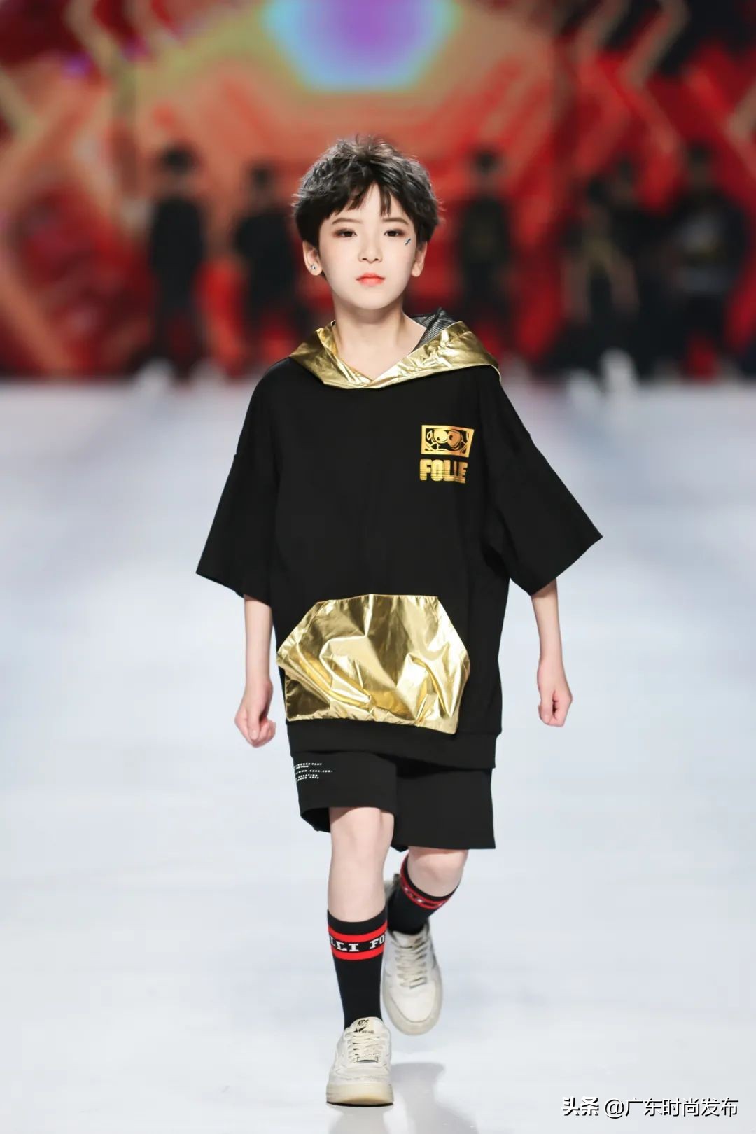 fashion时装周走秀全集,follie2017时装周