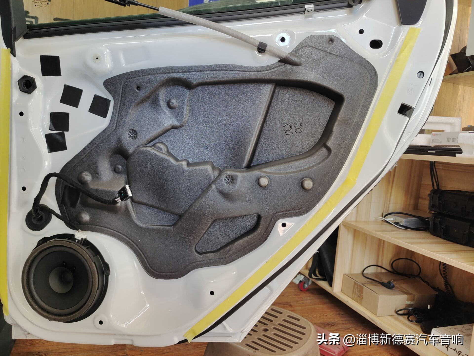 福克斯stline三厢2021款音响,福克斯2012款三厢1.6自动车音响